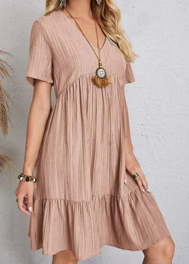 FLATTERING DRESS FOR WOMEN