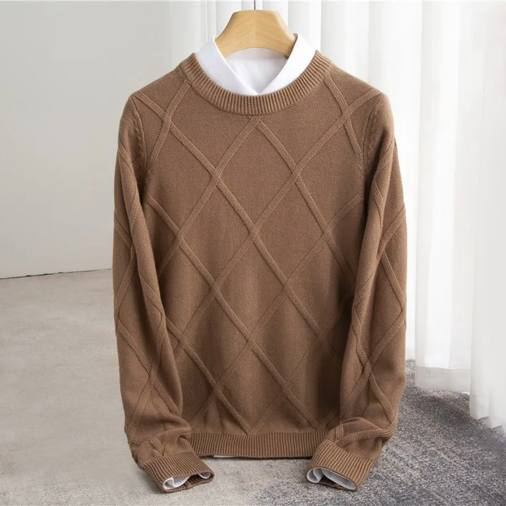 Men's Round Neck Wool Sweater with Argyle Pattern and Ribbed Edges