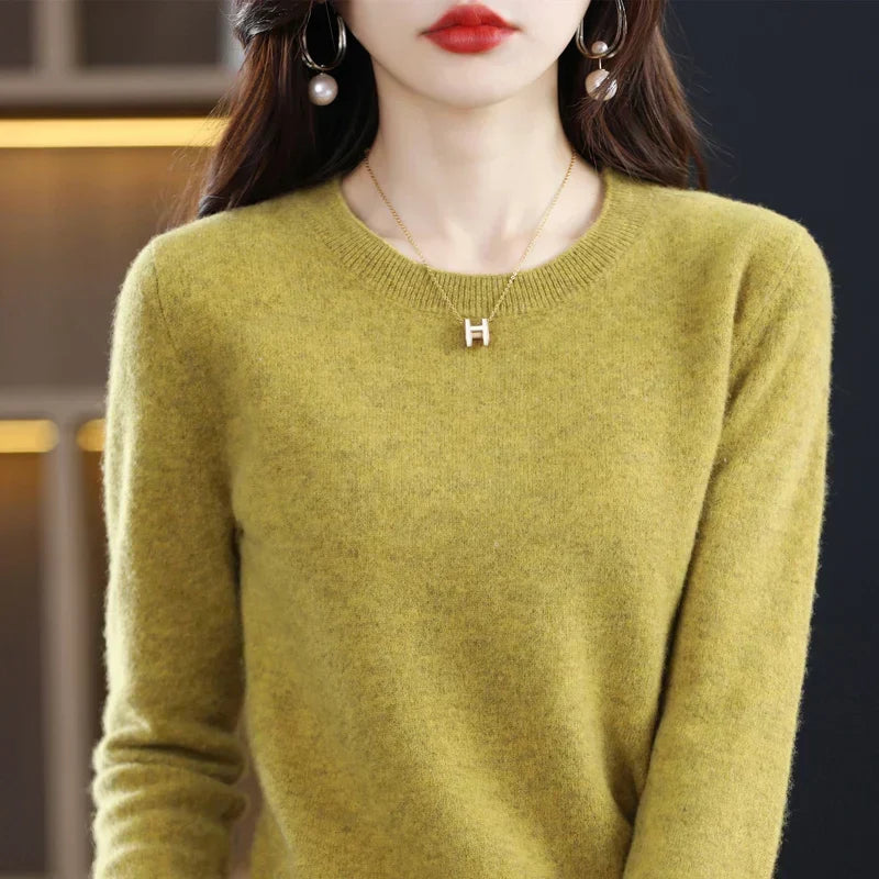 Warm wool sweater for women, classic fit