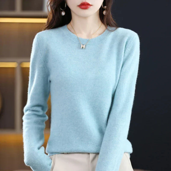 Warm wool sweater for women, classic fit