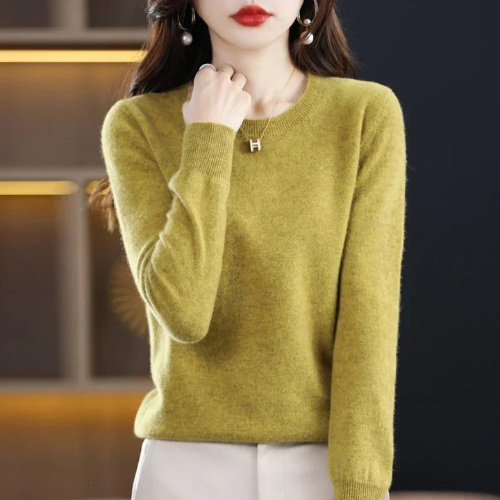 Warm wool sweater for women, classic fit