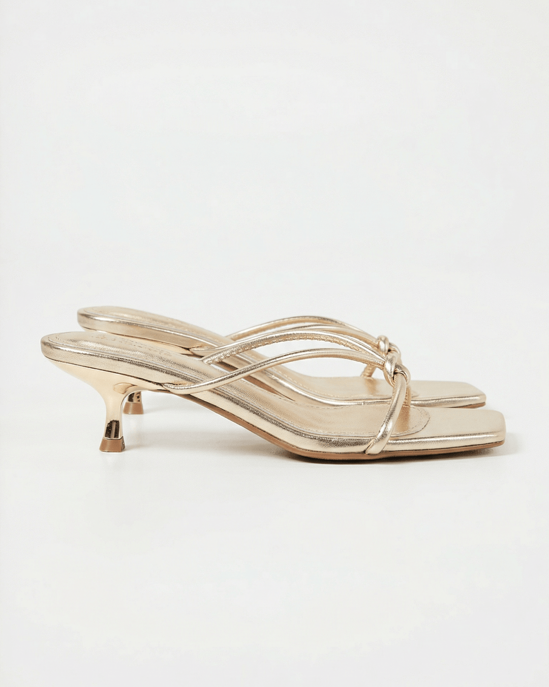 Women's Knotted Mules with Metallic Finish and Low Heel