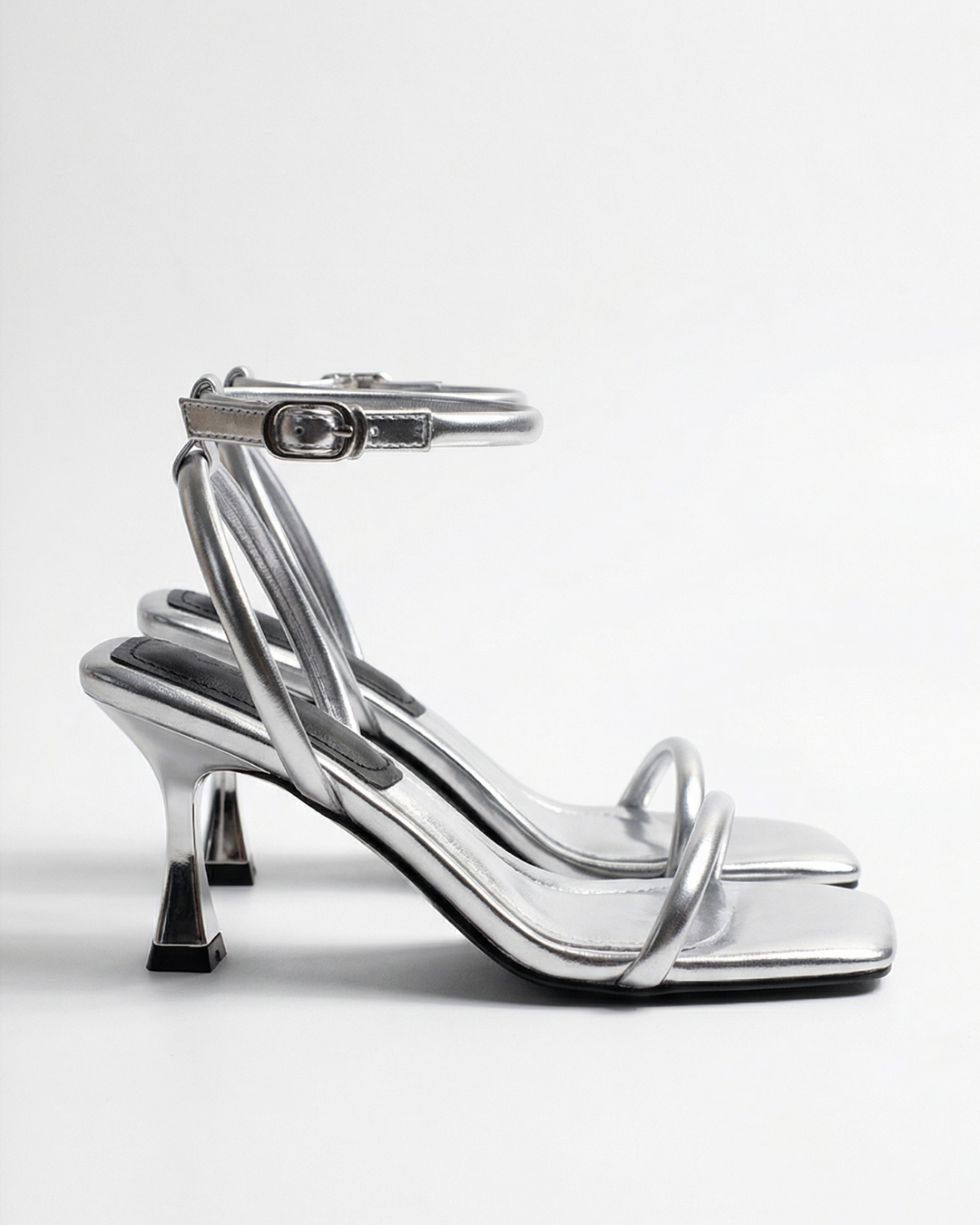 Women's Heeled Sandals with Ankle Strap and Elegant Buckle