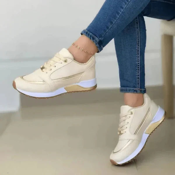 Comfortable Hiking Shoes with Flat Soles EB