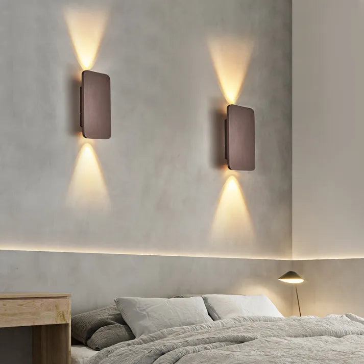 Sleek Indoor LED Wall Lamp - Modern Rectangular Design