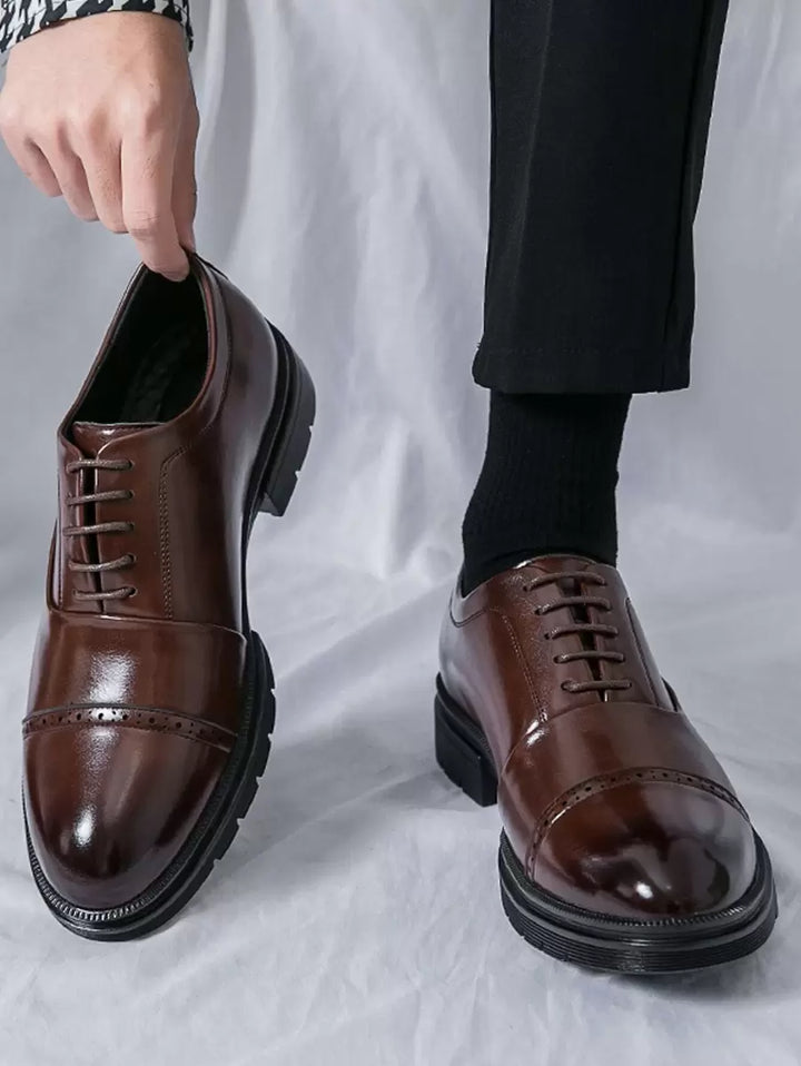 Men's Lace-Up Shoes with Cap Toe