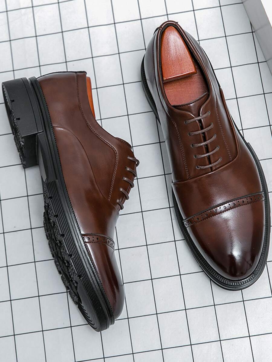 Men's Lace-Up Shoes with Cap Toe