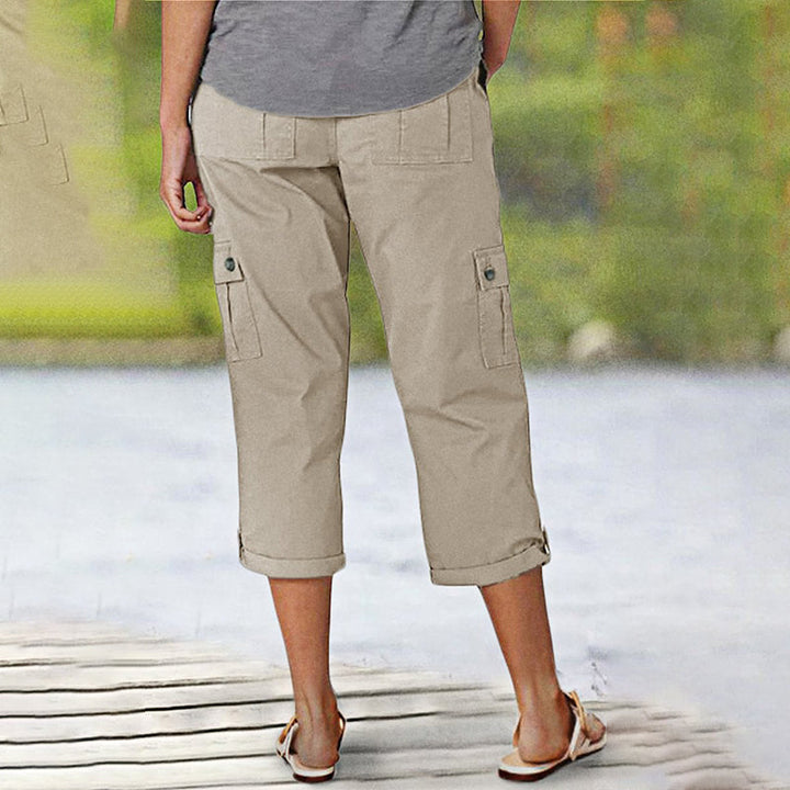 Women's Capri Cargo Pants with Multiple Pockets and Relaxed Fit