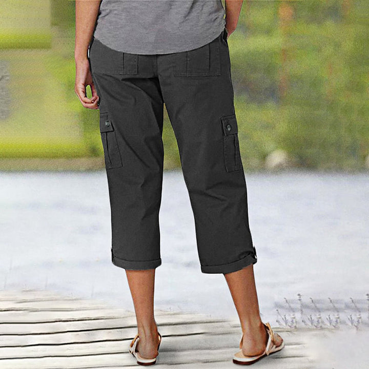 Women's Capri Cargo Pants with Multiple Pockets and Relaxed Fit
