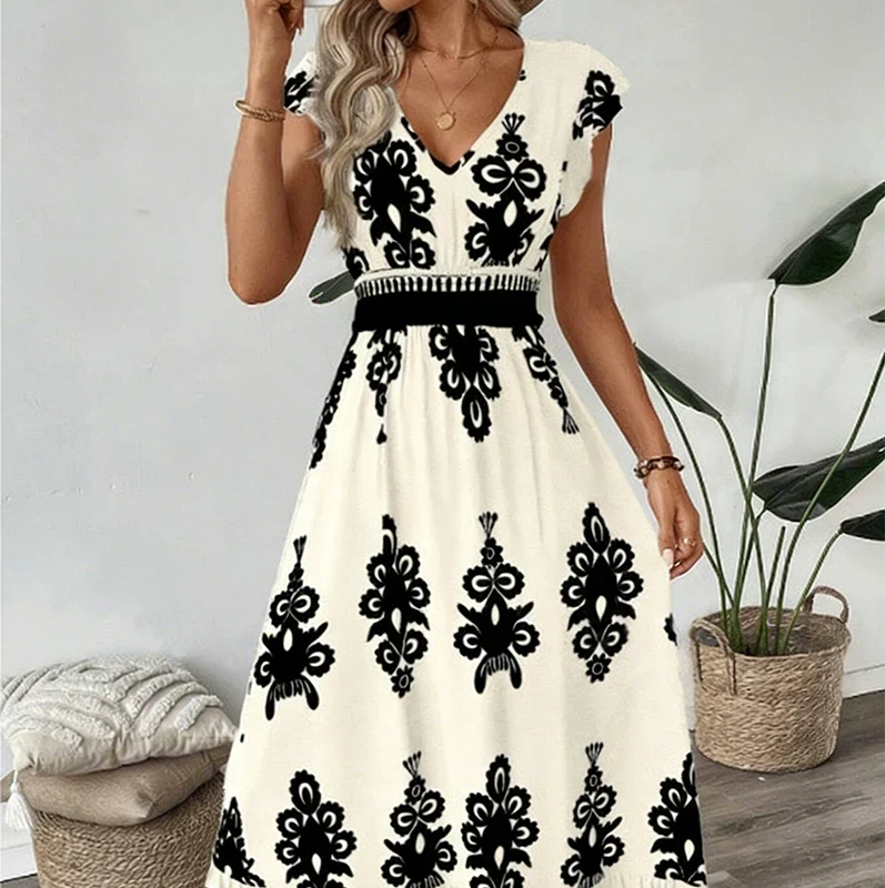 Candela - Baroque Maxi Dress with V-Neck