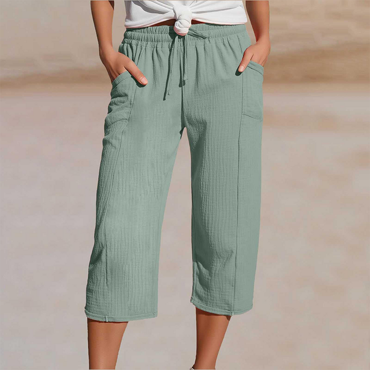 Lightweight Women's Capri Pants in Breathable Cotton Linen