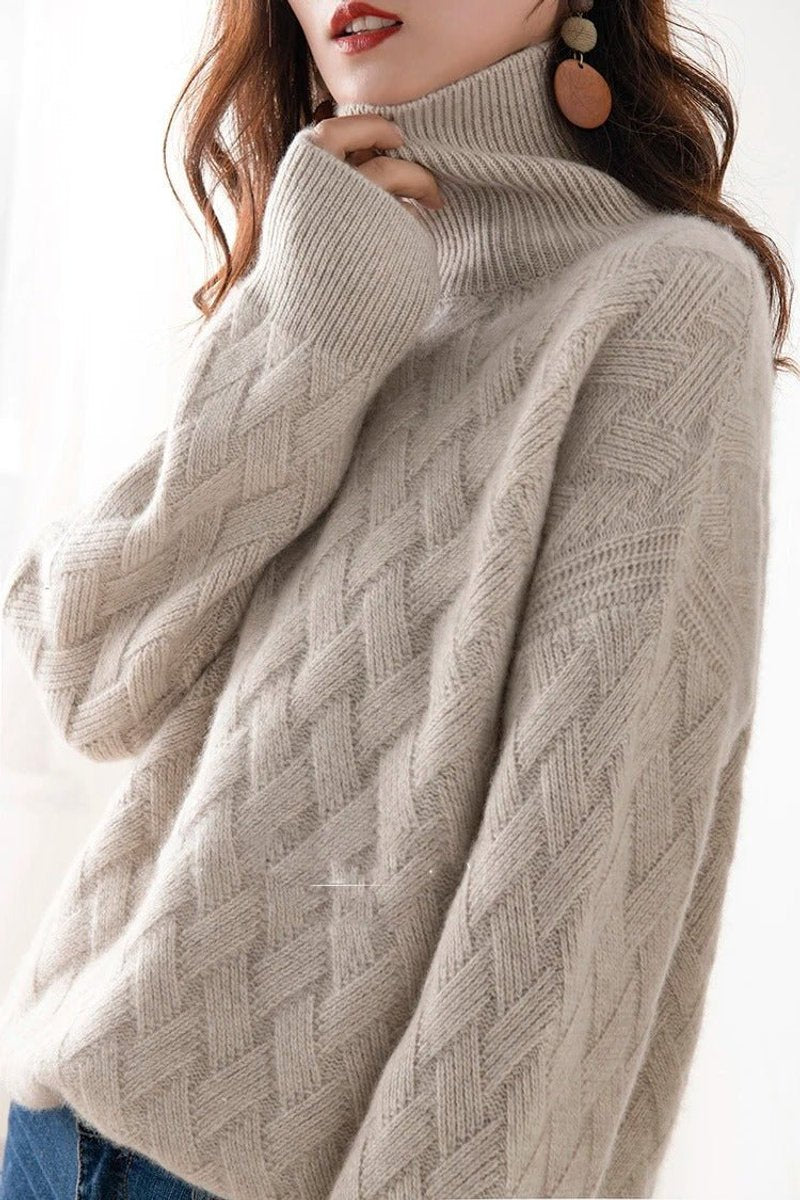 Women's Cable-Knit Turtleneck Sweater in Oversized Fit