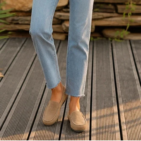 Daybella Brown Backless Round-Toe Flat Shoes - Elena Harper