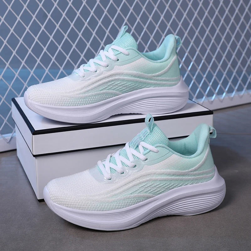 Ariana - Women's Trainer
