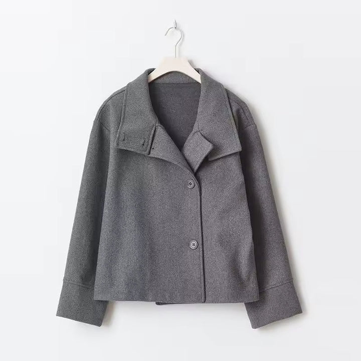 Short and Fitted Women's Mid-Season Blazer