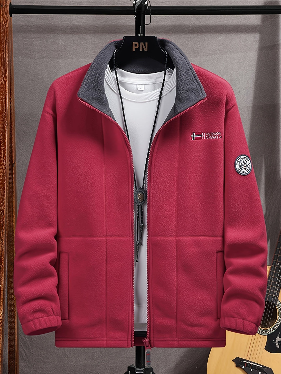 Lightweight and Warm Men's Fleece Jacket with High Collar