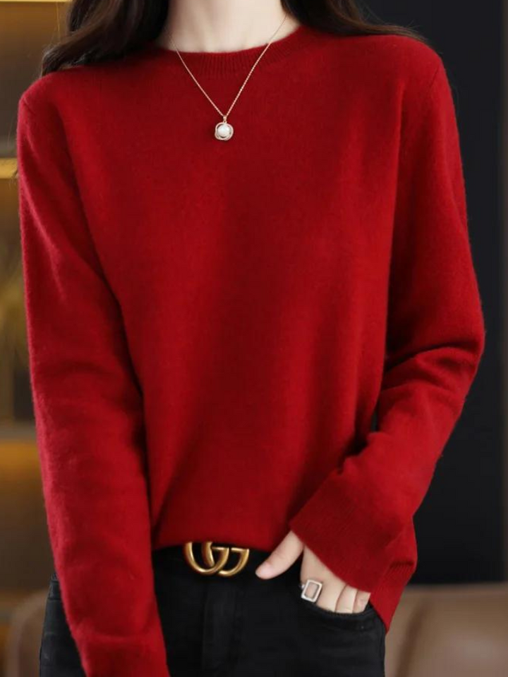 Comfortable Wool Sweater with Long Sleeves