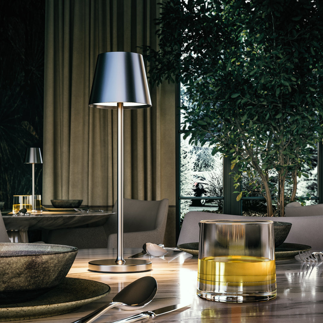 Wireless Table Lamp