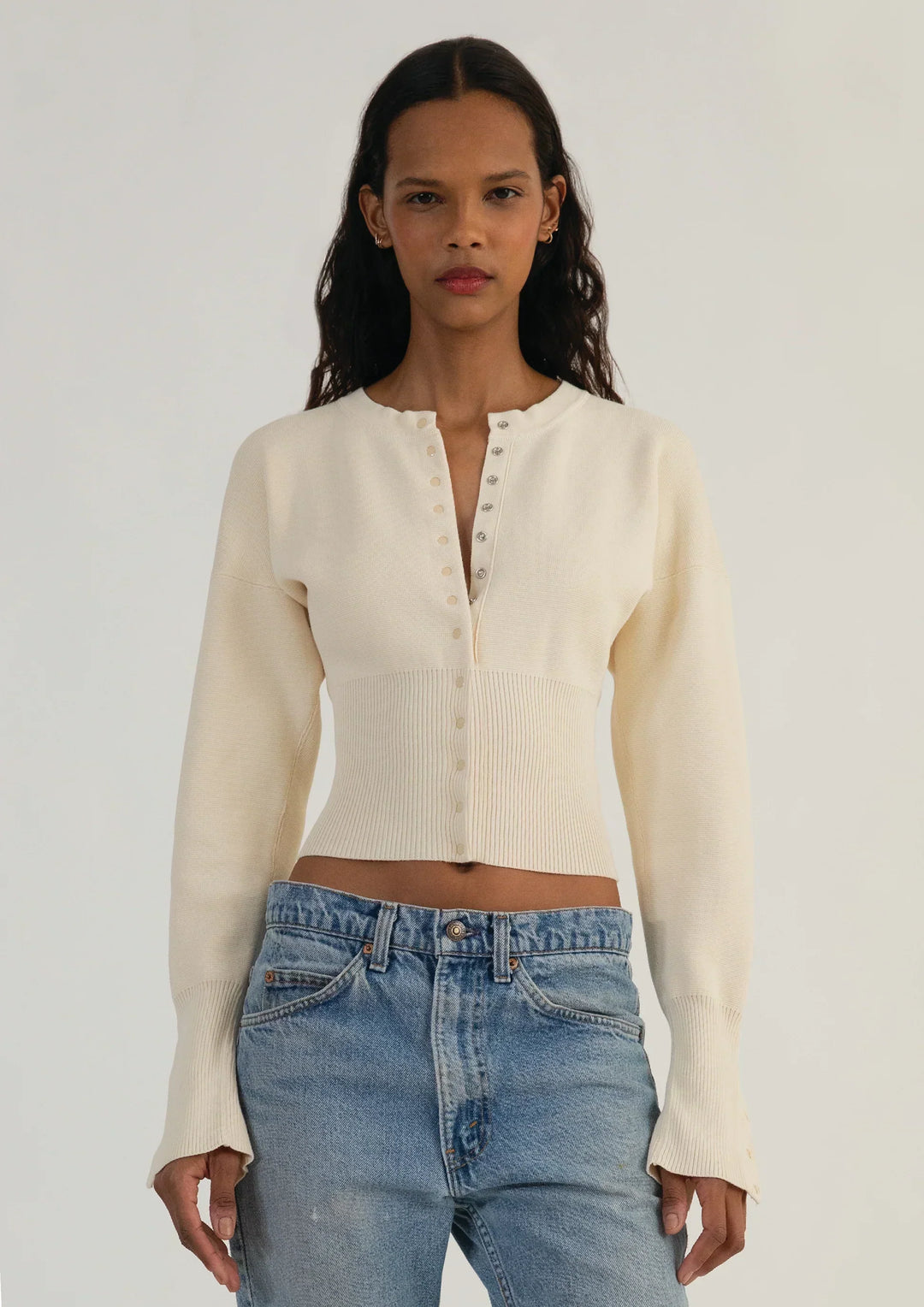 Women's Fitted Cropped Button-Up Cardigan