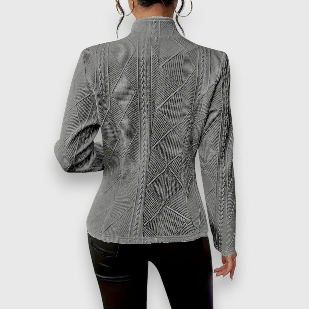 Women's Cable Knit Sweater with Turtleneck and Long Sleeves