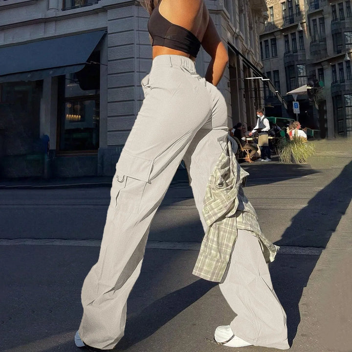 Women's High-Waist Cargo Pants with Functional Pockets
