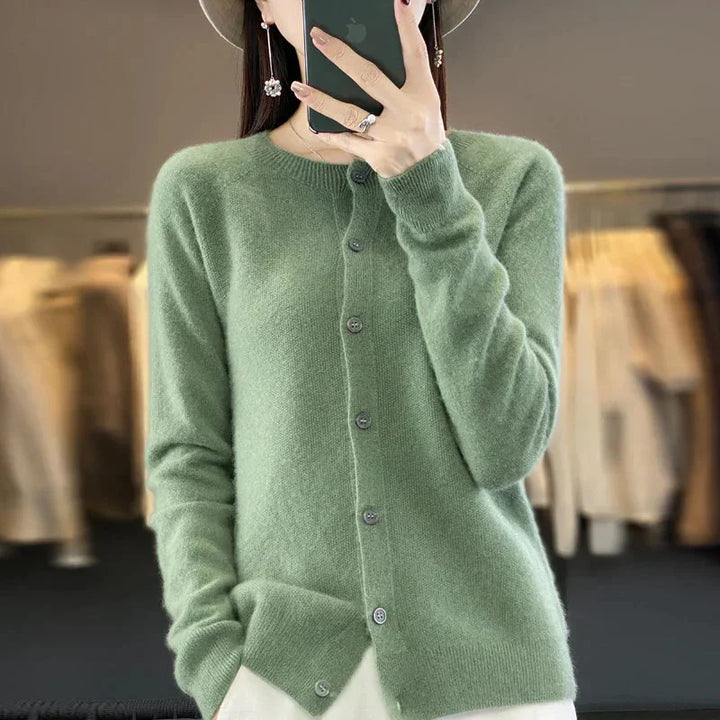 Women's Stylish Button-Front Knit Cardigan Sweater - Cozy & Versatile Layering
