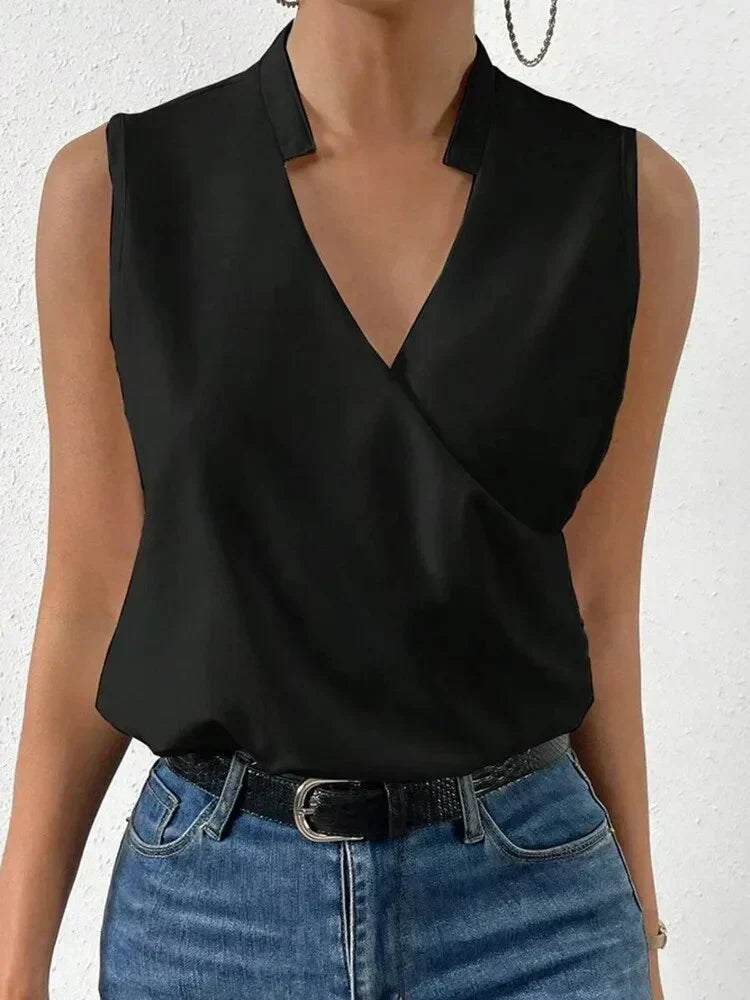 Women's Sleeveless Summer Blouse - Versatile and Chic